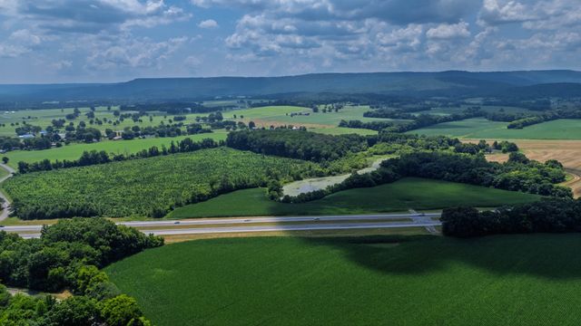 0 Reynolds Ln, Belvidere, TN 37306
