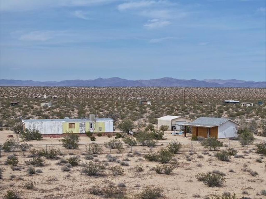 429 Cady Road, Joshua Tree, CA 92252