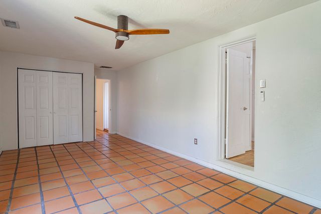 3915 Smith Avenue SE, Albuquerque, NM 87108