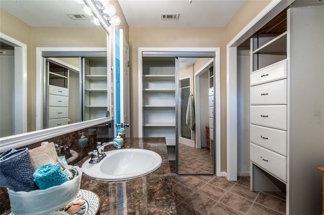 3201 Azores Dr, Corpus Christi, TX 78418