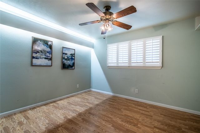 3201 Azores Dr, Corpus Christi, TX 78418