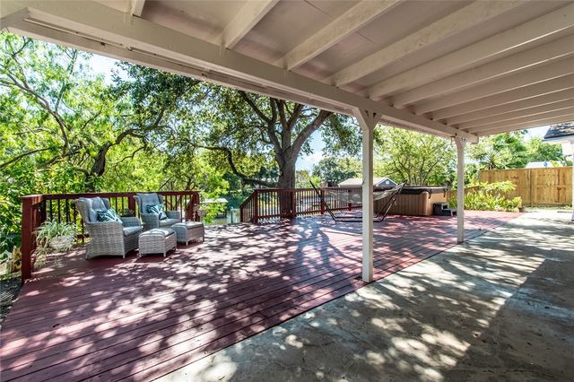 3201 Azores Dr, Corpus Christi, TX 78418