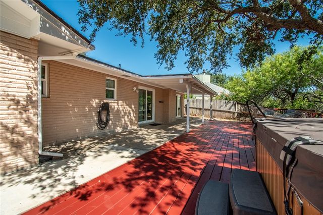 3201 Azores Dr, Corpus Christi, TX 78418