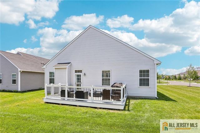 2 Pier Street, Eastampton, NJ 08060