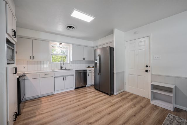 506 Melody Lane, Gainesville, TX 76240