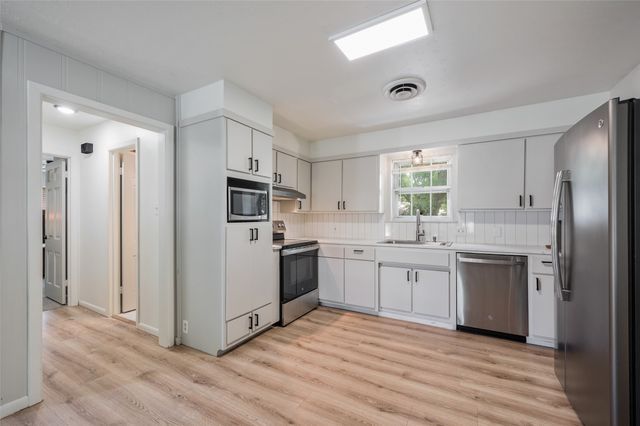 506 Melody Lane, Gainesville, TX 76240