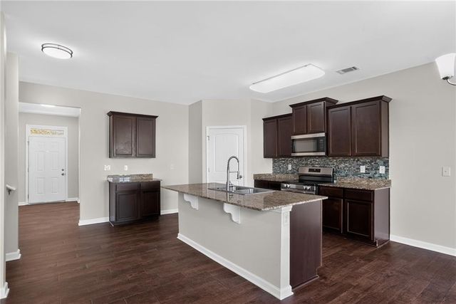 1961 Osprey Drive, Hampton, GA 30228