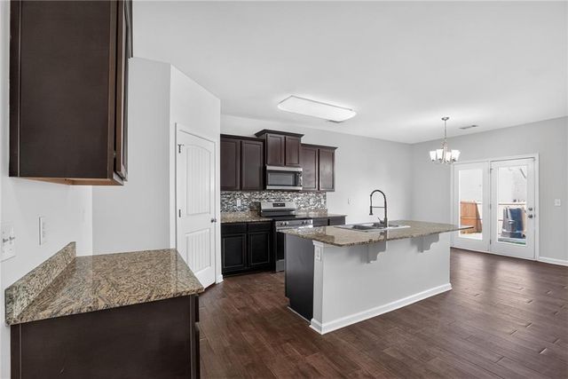1961 Osprey Drive, Hampton, GA 30228