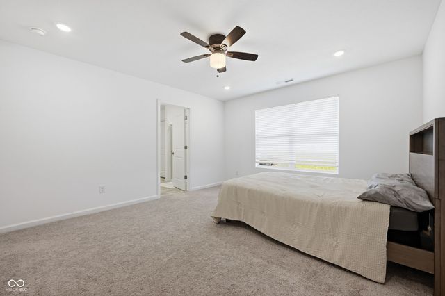 250 Evening Bay Court, Pendleton, IN 46064