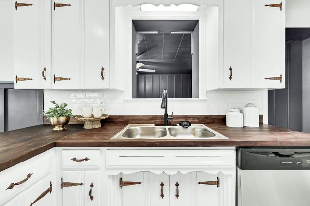 15 Bond St, Clarksville, TN 37040