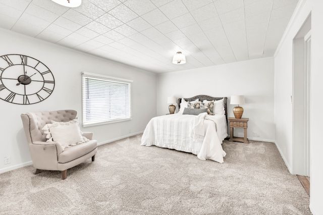 15 Bond St, Clarksville, TN 37040