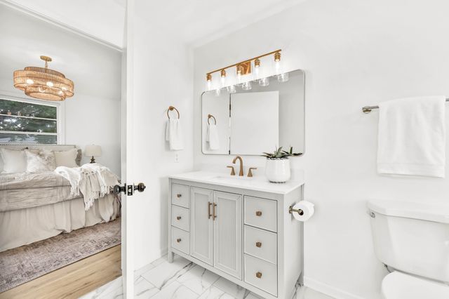 15 Bond St, Clarksville, TN 37040