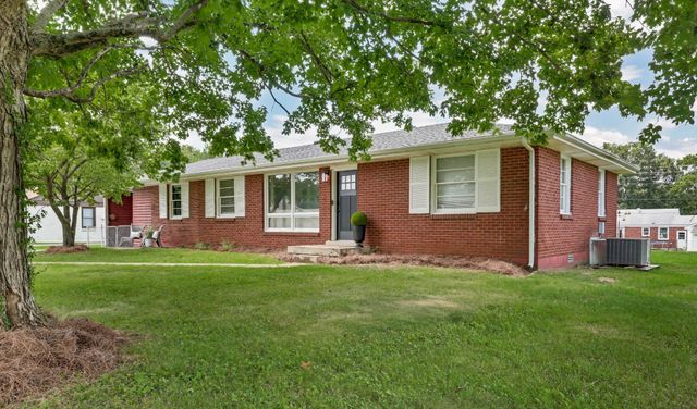 15 Bond St, Clarksville, TN 37040