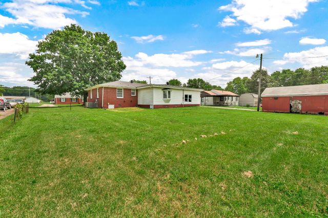 15 Bond St, Clarksville, TN 37040