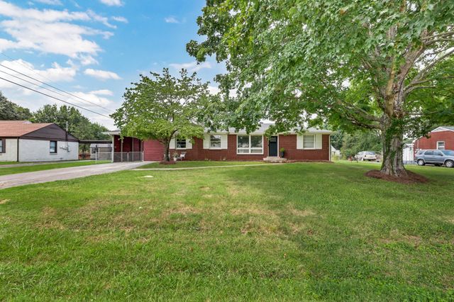 15 Bond St, Clarksville, TN 37040