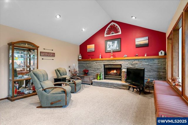 3310 NW Crocker Ln, Albany, OR 97321