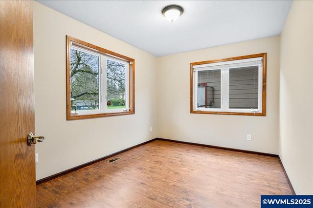 3310 NW Crocker Ln, Albany, OR 97321