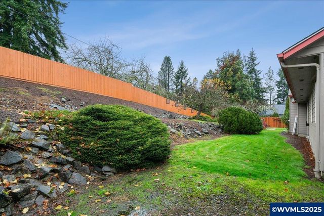 3310 NW Crocker Ln, Albany, OR 97321