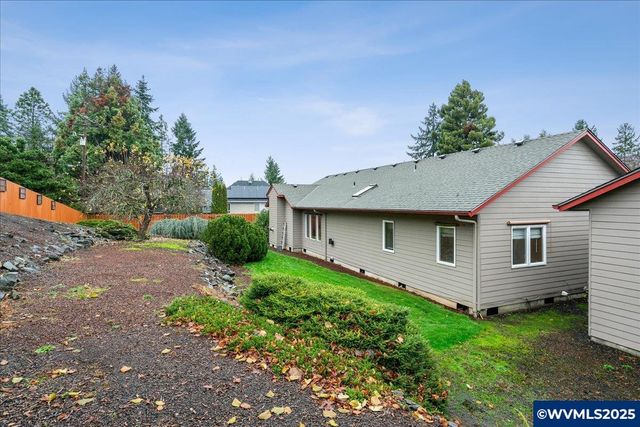 3310 NW Crocker Ln, Albany, OR 97321