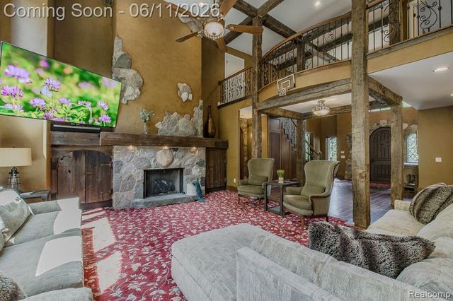 6265 Crest Forest Court, Clarkston, MI 48348