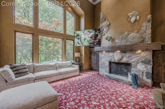 6265 Crest Forest Court, Clarkston, MI 48348