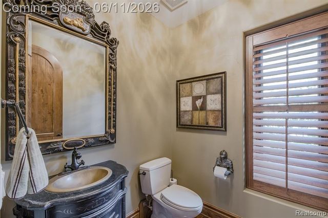 6265 Crest Forest Court, Clarkston, MI 48348
