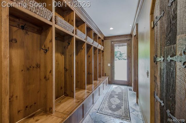 6265 Crest Forest Court, Clarkston, MI 48348