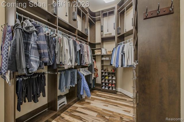 6265 Crest Forest Court, Clarkston, MI 48348