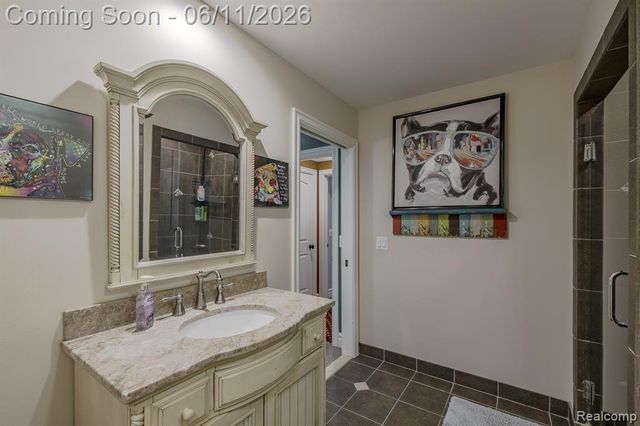 6265 Crest Forest Court, Clarkston, MI 48348