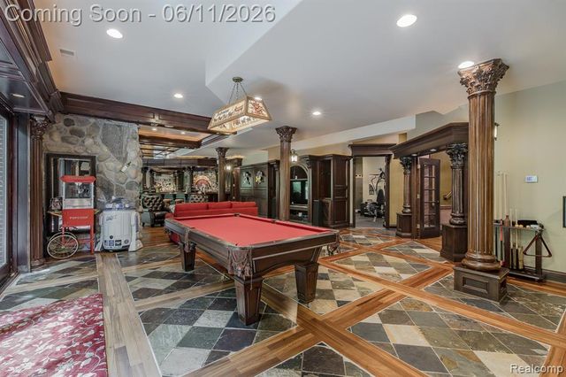 6265 Crest Forest Court, Clarkston, MI 48348
