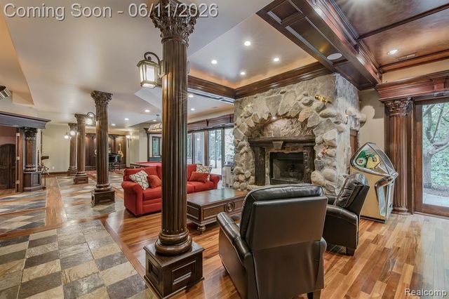 6265 Crest Forest Court, Clarkston, MI 48348