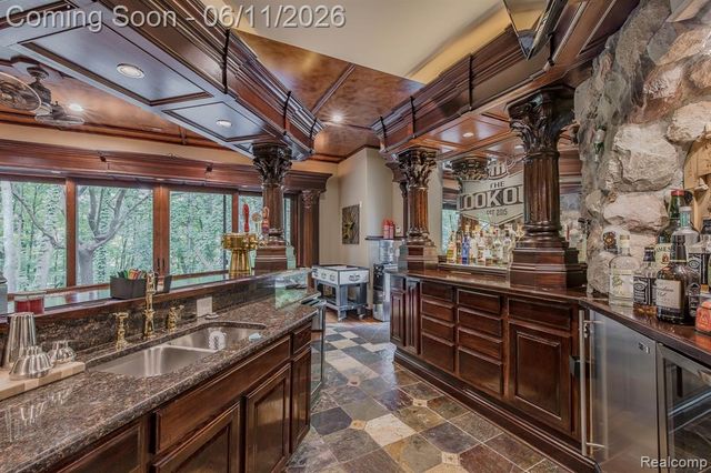 6265 Crest Forest Court, Clarkston, MI 48348