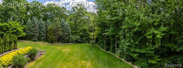 6265 Crest Forest Court, Clarkston, MI 48348