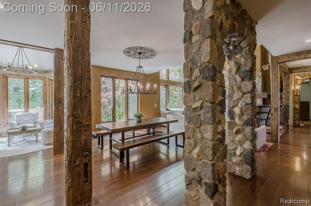 6265 Crest Forest Court, Clarkston, MI 48348