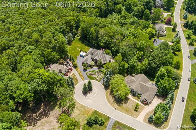 6265 Crest Forest Court, Clarkston, MI 48348