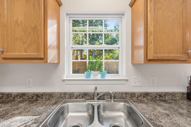 928 Bobby Brown Circle, Leland, NC 28451