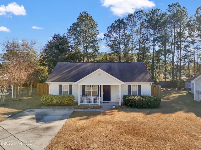928 Bobby Brown Circle, Leland, NC 28451