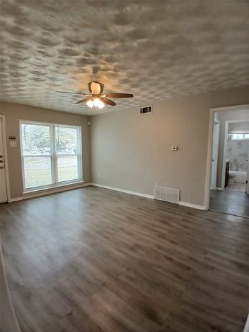 706 Goldwood Drive, Dallas, TX 75232