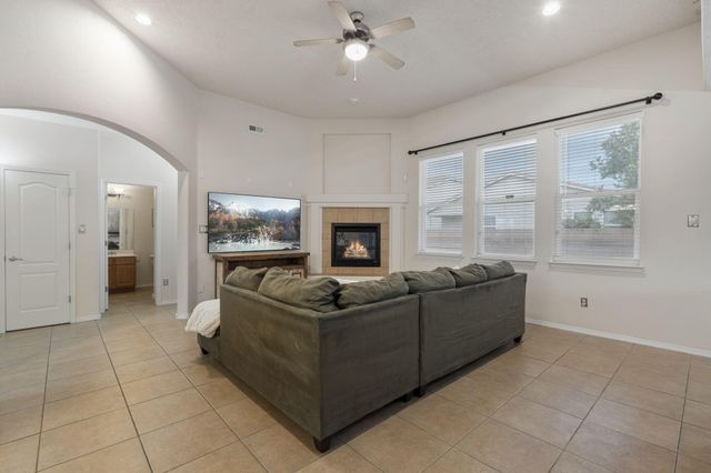 1909 Caramesa Drive SE, Rio Rancho, NM 87124