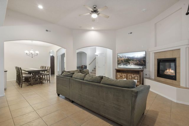 1909 Caramesa Drive SE, Rio Rancho, NM 87124