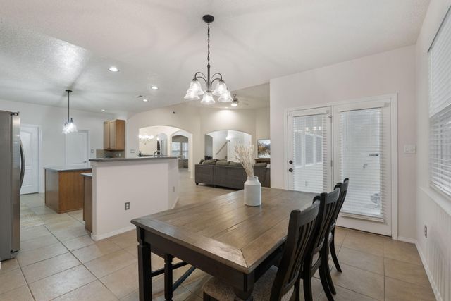1909 Caramesa Drive SE, Rio Rancho, NM 87124