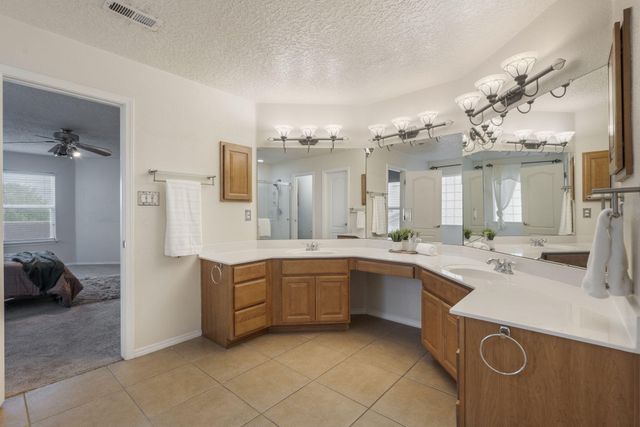 1909 Caramesa Drive SE, Rio Rancho, NM 87124
