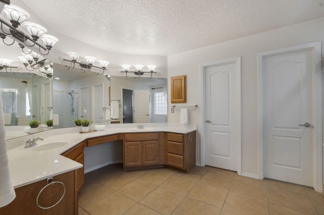 1909 Caramesa Drive SE, Rio Rancho, NM 87124