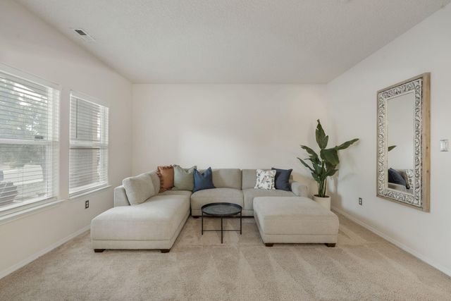 1909 Caramesa Drive SE, Rio Rancho, NM 87124