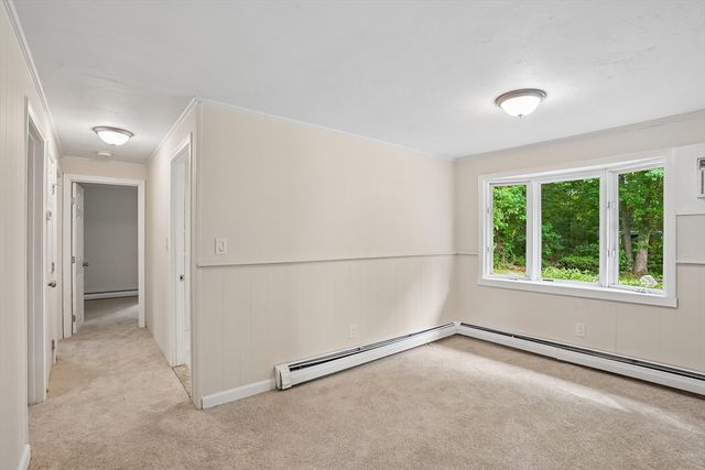 237 Hovenden Ave, Brockton, MA 02302