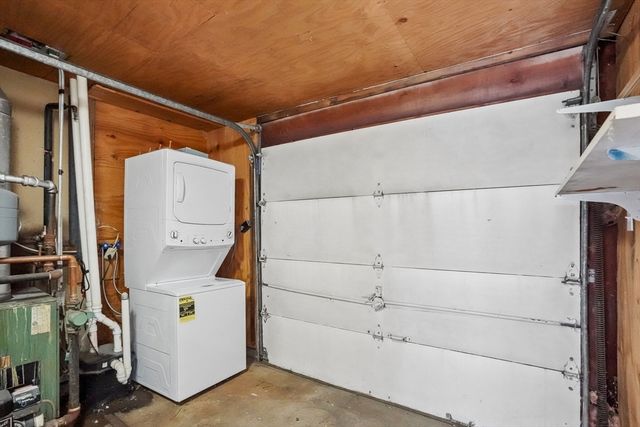 237 Hovenden Ave, Brockton, MA 02302