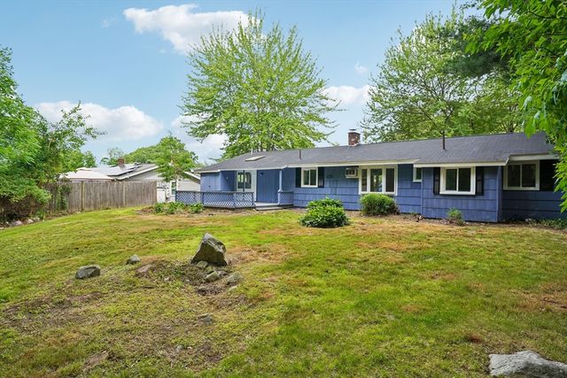 237 Hovenden Ave, Brockton, MA 02302