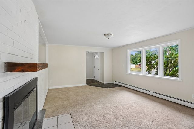 237 Hovenden Ave, Brockton, MA 02302