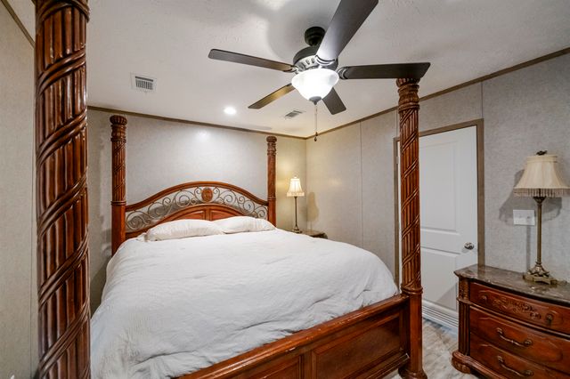 1240 Coteau Rd, Houma, LA 70364