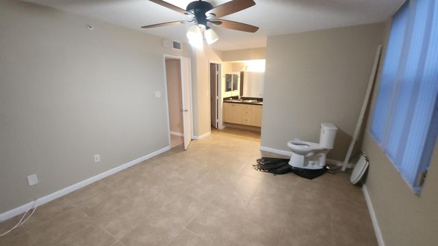 2025 Lavers Circle D303, Delray Beach, FL 33444